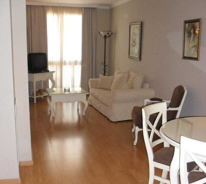 Apartaments Bt Vent De Garbi 엠푸리아브라바 외부 사진